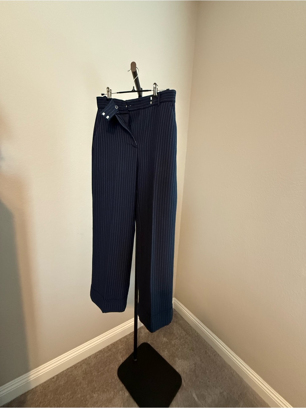 Abercrombie & Fitch Navy Pinstripe Vest and Wide-Leg Trousers - Picture 5 of 13